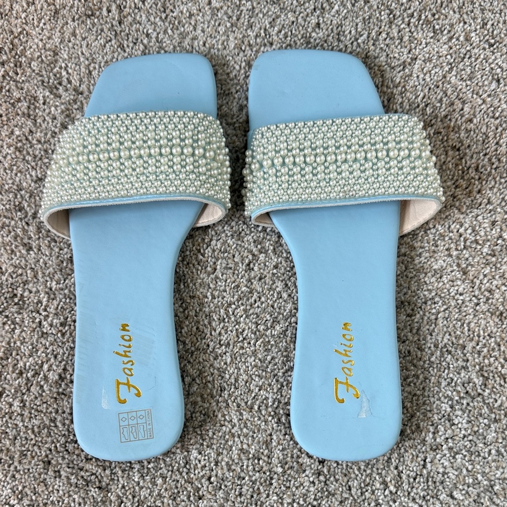 Pearl Embellished Women's Slides